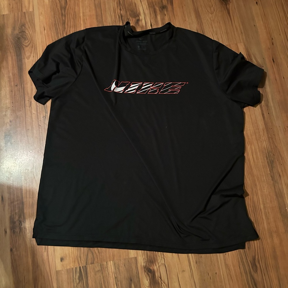 Nike pro dri-fit tee